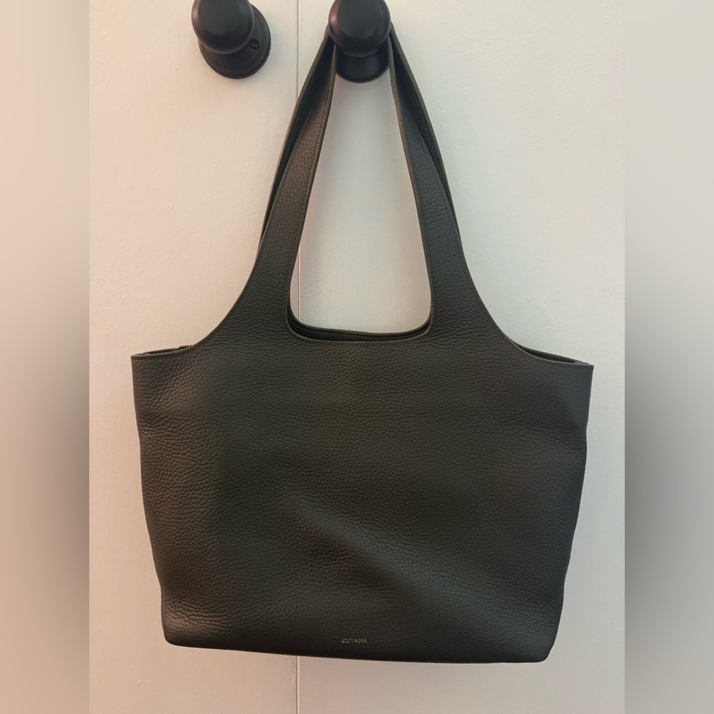CUYANA System Zipper Tote 13-inch in Dark Olive